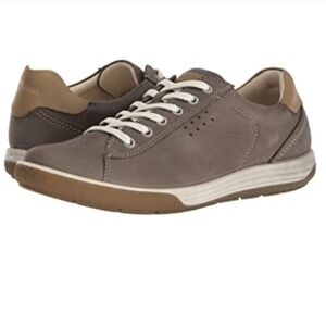 Ecco Leather 'Chase II' Women's Gray and Tan Casual Sneakers EU 37